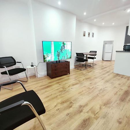 3 Bed Flat Close To Liverpool St & Brick Lane London Eksteriør bilde